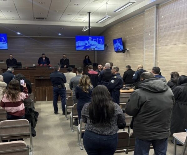 Dënohet me 12 vjet e 6 muaj burgim Sërgjan Lazoviq për krime lufte