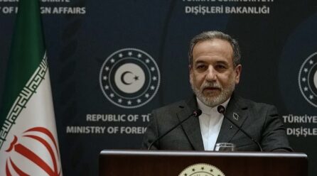 Irani dhe SHBA-të do të zhvillojnë bisedime të premten në Oman, thotë ministri i Jashtëm iranian