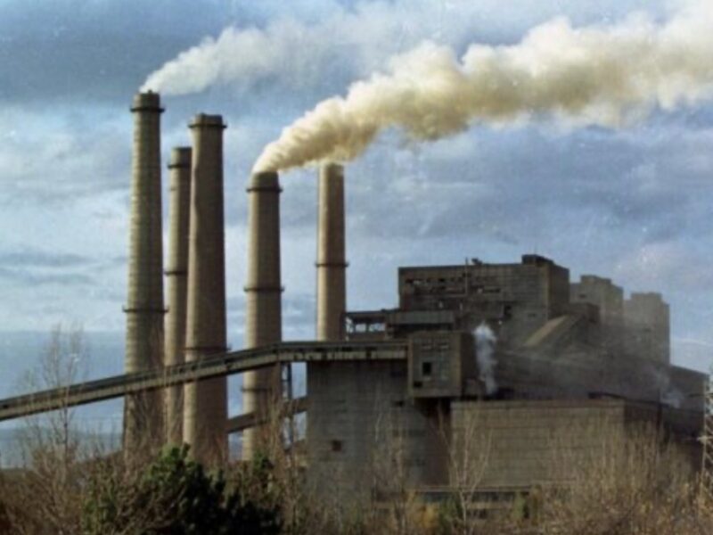 ZRRE-ja alarmon se plani i KEK-ut për investime në termocentrale rrezikon sigurinë e furnizimit