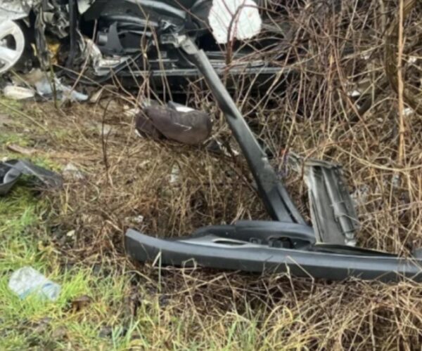 Aksident në Loxhë të Pejës, vdes një grua, një person tjetër i lënduar