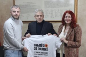 Platforma “Liria ka Emër” në RMV merr mbështetjen e Ali Ahmetit për Marshin “Drejtësi, jo politikë