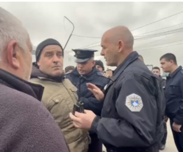 Tensione te tregu i automjeteve në Prishtinë