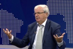 Ngërçi në Kushtetuese: Pasojë e një Gjykate me Numër Çift Anëtarësh