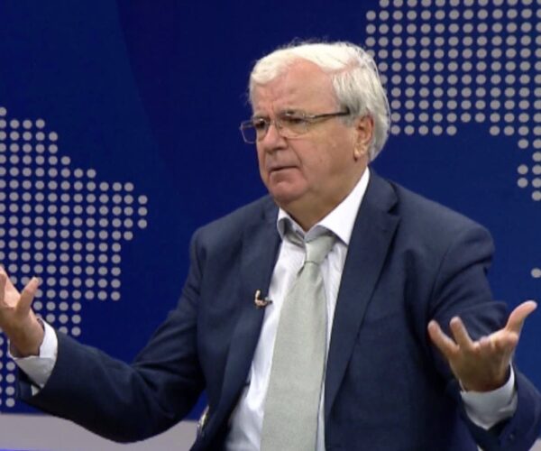 Ngërçi në Kushtetuese: Pasojë e një Gjykate me Numër Çift Anëtarësh