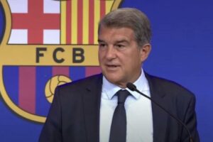 Dorëhiqet Presidenti i Barcelonës