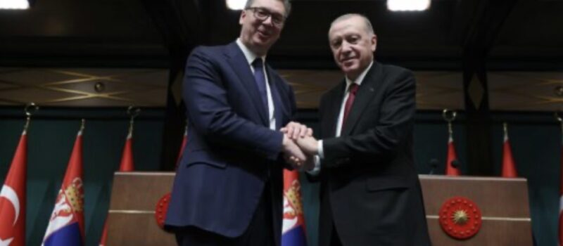 Erdogan pas takimit me Vuçiqin: Mbi 1500 kompani turke në Serbi, vëllimi i investimeve 300 milionë