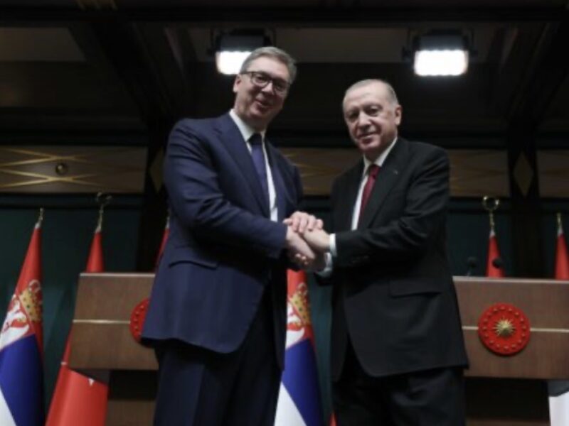 Erdogan pas takimit me Vuçiqin: Mbi 1500 kompani turke në Serbi, vëllimi i investimeve 300 milionë