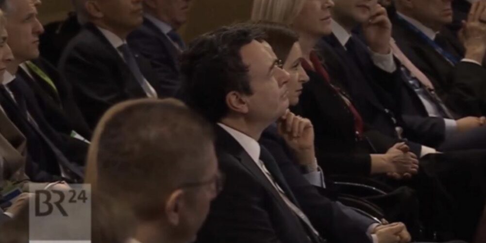 Fjalimi i Rubios në Mynih, Kurti shihet në audiencë duke dëgjuar më vëmendje