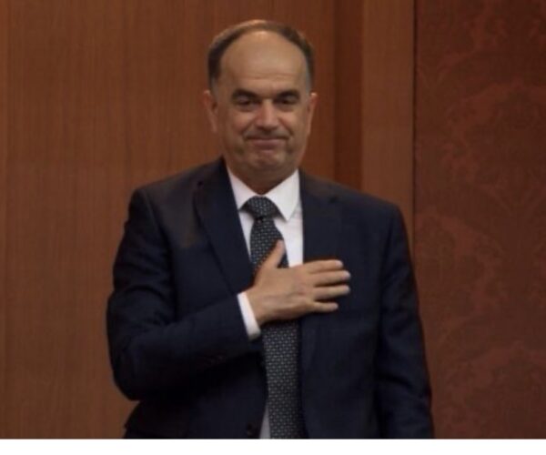 Edhe Begaj në Kosovë, Policia thotë se sot dhe nesër në disa rrugë do të ndërpritet përkohësisht qarkullimi