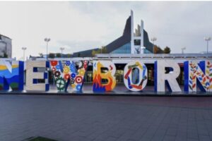 Zbulohet domethënia e “NEWBORNIT” për 18 vjetorin e pavarësisë