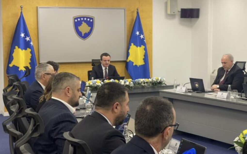 Kurti përmend ish krerët e UÇK së që po gjykohen në Hagë