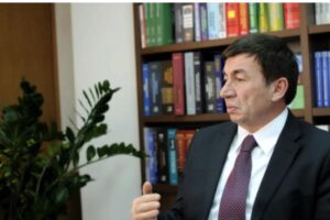 Arsim Bajrami: Ka ardhur koha të ndërrohet Kushtetuta e Kosovës