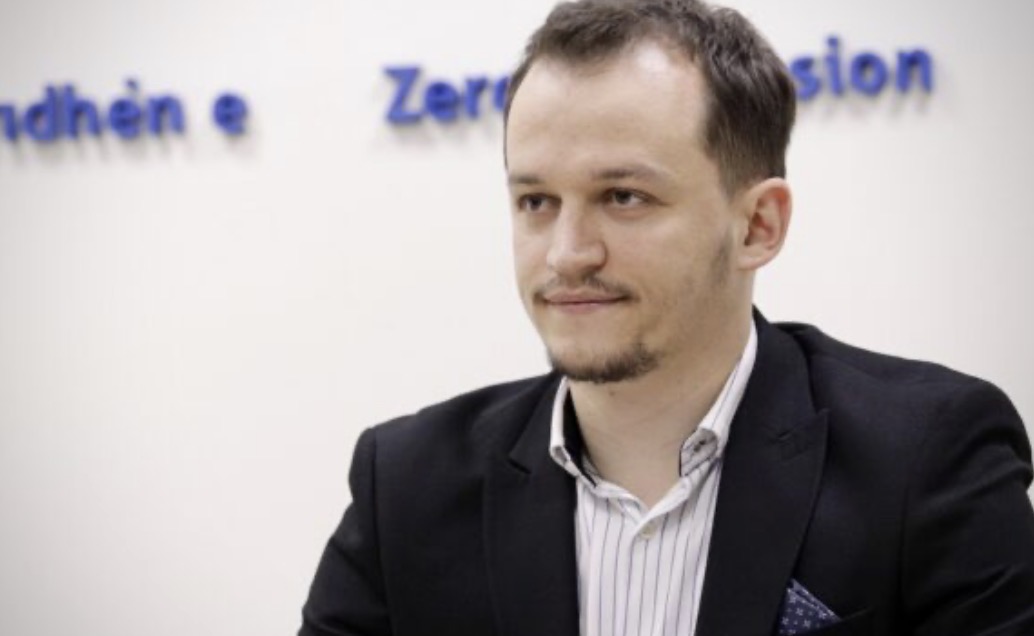 Cakolli për ndryshimin e orarit mësimor për shkak të Ramazanit: Vendimi gabuar, cenohet karakteri laik