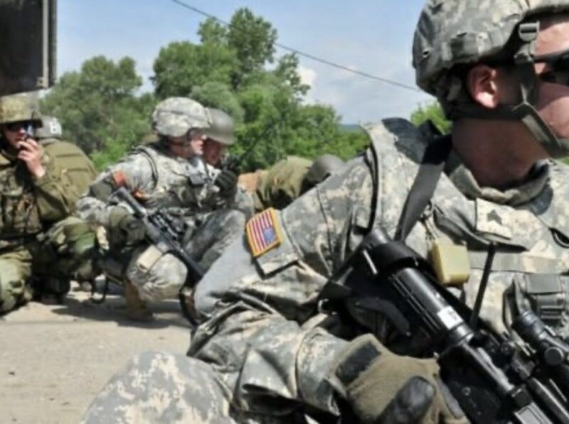 NATO pas raportimeve për reduktim të trupave amerikane në Kosovë: S’janë duke u shqyrtuar ndryshime të rëndësishme