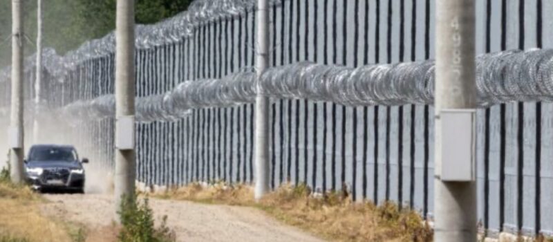 Polonia do të minojë kufirin e saj lindor