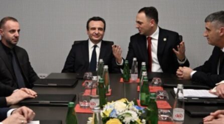 Kurti njofton një ditë pas për vizitën në AKI: Sukseset e inteligjencës kanë kontribuuar në sigurinë kombëtare e më gjerë