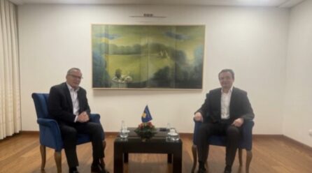 Bashkëpunimi për zgjedhjen e Presidentit i nevojshëm” Kurti njofton për takimin me Hamzën, nesër me Abdixhikun