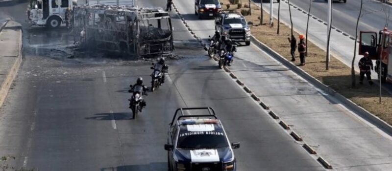 Meksika në kaos, të shtëna me armë në aeroport, anulohen fluturimet