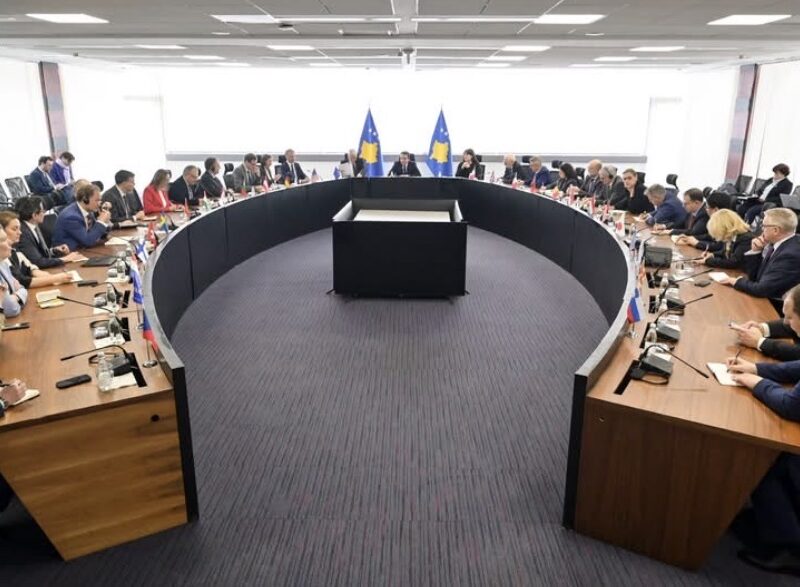 Ligji për të Huajt që nis të zbatohet në plotni nga 15 marsi, Kurti përsëri takim me krejt  ambasadorët e huaj