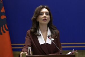 Paralajmërohet mbledhje e përbashkët e të dy qeverive