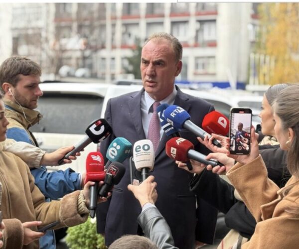 Nisma propozon Fatmir Limajn për president të Kosovës