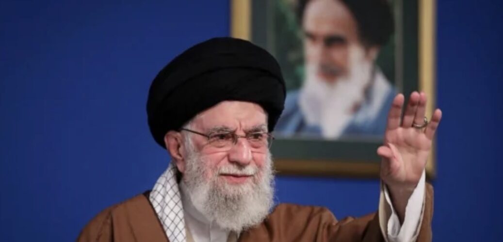 CNN: Optimizëm në rritje se u shënjestrua lideri suprem i Iranit, s’ka ende konfirmim që është vrarë