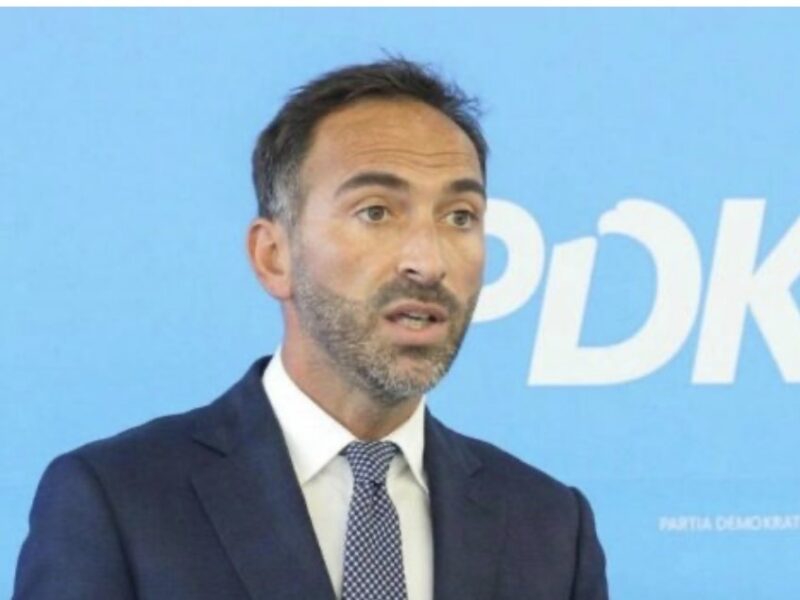 Stavileci pas mbledhjes së Kryesisë së PDK: Diskutuam për parimet për presidentin dhe qëndrimin që do ta mbajë Hamza