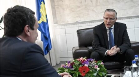 Përfundon takimi Kurti-Hamza