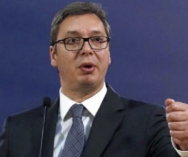 Vuçiq thotë se ambasada serbe në Iran është dëmtuar dhe stafi i saj po dërgohet në Baku