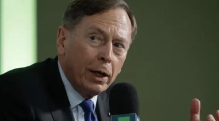 ‘Nuk e dimë çfarë do të ndodhë’ – ish-drejtori i CIA-s për ngjarjet e ardhshme në Iran