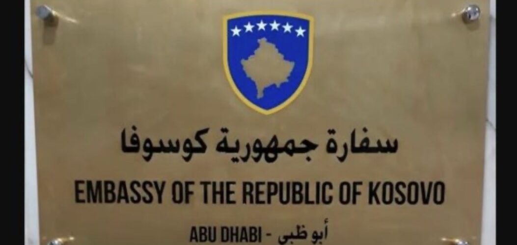 Ambasada e Kosovës në Abu Dhabi me njoftim të ri për kosovarët e bllokuar në Emirate