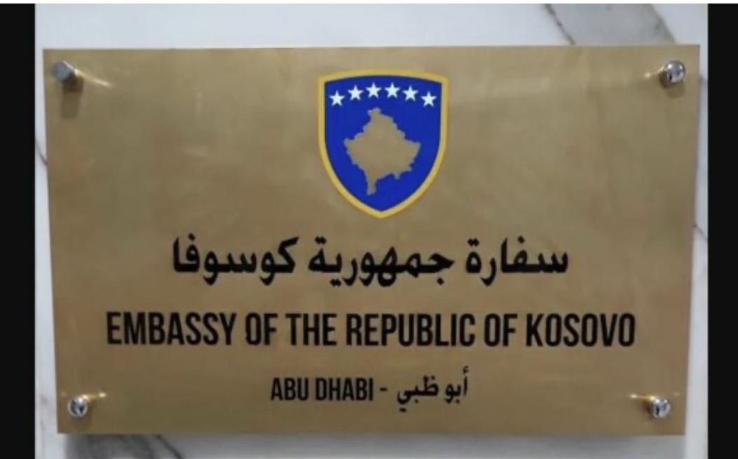 Ambasada e Kosovës në Abu Dhabi me njoftim të ri për kosovarët e bllokuar në Emirate