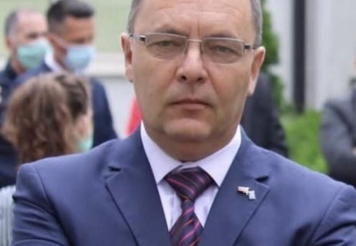 Vjosa-Uka dhe Rugovizmi diametralisht të kundërt