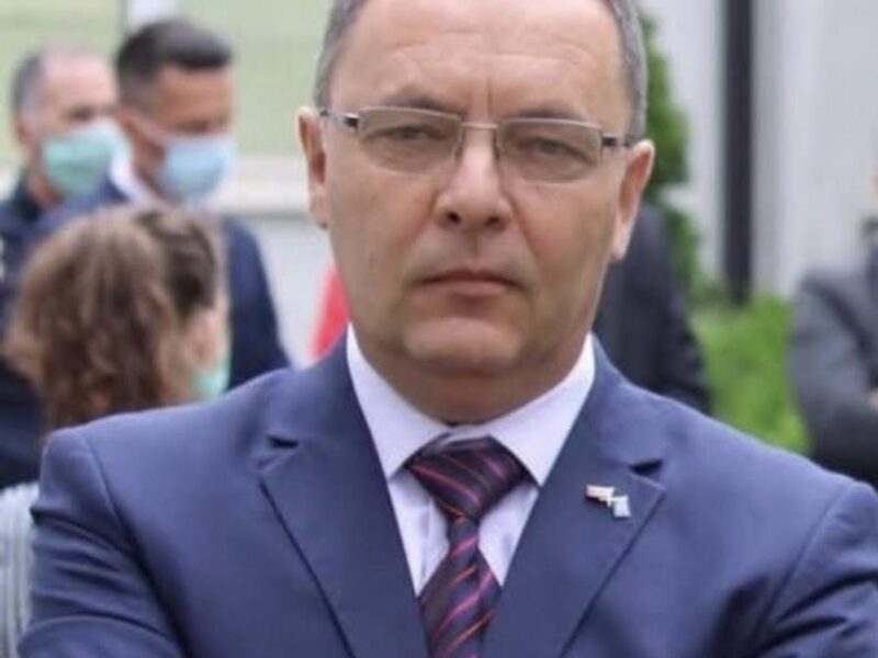 Vjosa-Uka dhe Rugovizmi diametralisht të kundërt