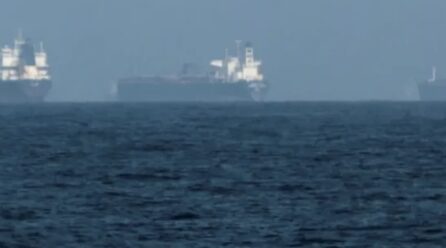 Lufta e Iranit: Bllokimi i Hormuzit prek ekonominë botërore