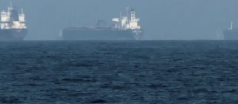 Lufta e Iranit: Bllokimi i Hormuzit prek ekonominë botërore