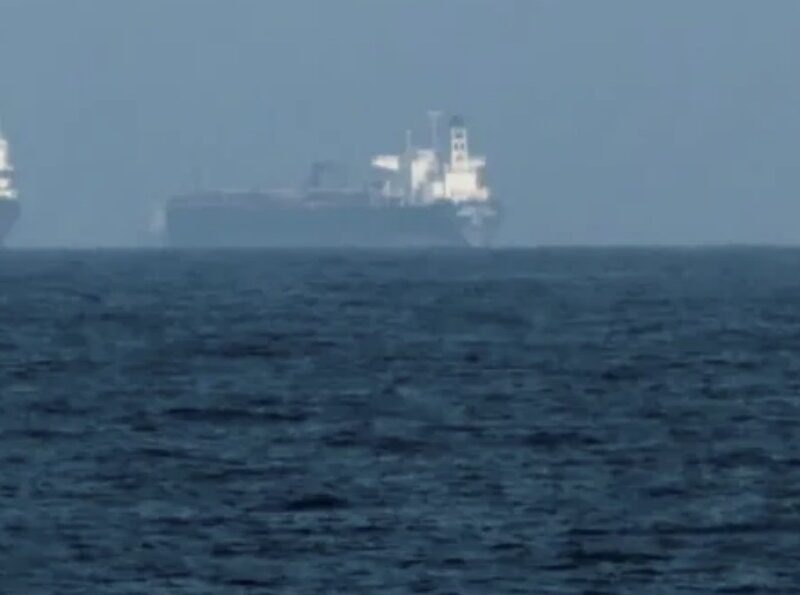 Lufta e Iranit: Bllokimi i Hormuzit prek ekonominë botërore