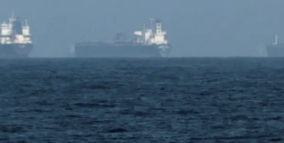 Lufta e Iranit: Bllokimi i Hormuzit prek ekonominë botërore