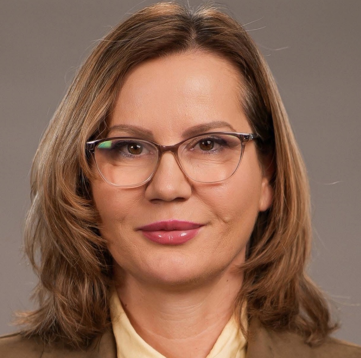 Shqipe Pantina  Kurti po kërkon pushtet të tepruar  rrezikon të humbë edhe atë që ka fituar