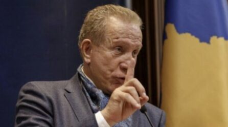 Pacolli mesazh deputetëve: Mos e çoni Kosovën në zgjedhje të reja
