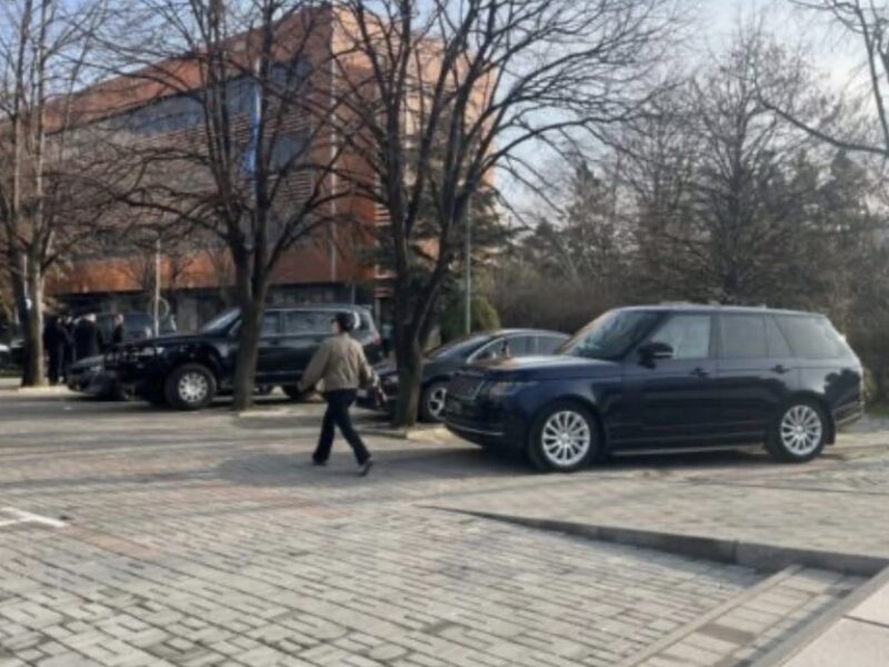 Ambasadorët e QUINT-it në Qeveri