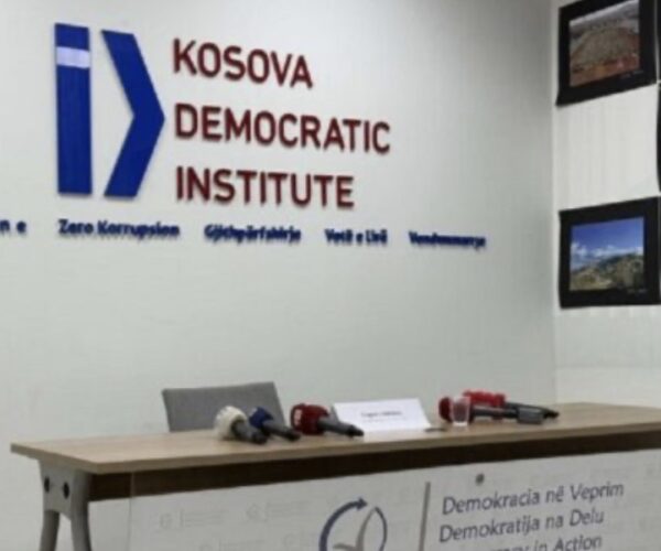 ”Drama” me presidentin, KDI: Duhet trajtim i përshpejtuar dhe qartësim urgjent nga Kushtetuesja