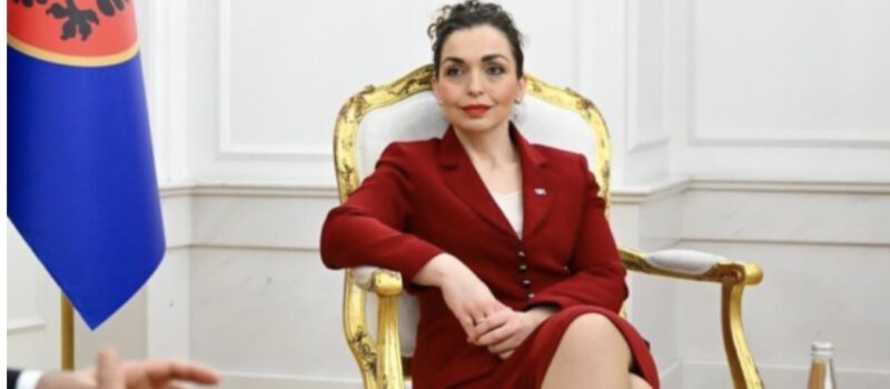 Presidenca thotë se Osmani po e pret Gjykatën Kushtetuese për ta nënshkruar dekretin për datën e zgjedhjeve të reja