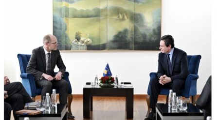 Kurti priti në takim përfaqësues të BERZh-it, diskutohen investime deri në 400 milionë euro deri në vitin 2027