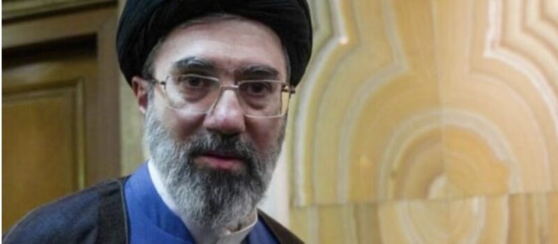 Udhëheqësi i ri suprem i Iranit është i sigurt pavarësisht lëndimeve, thotë djali i presidentit iranian