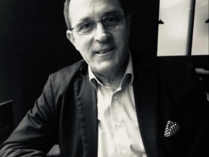 Kosova mes kërcënimit të jashtëm dhe përçarjes së brendshme