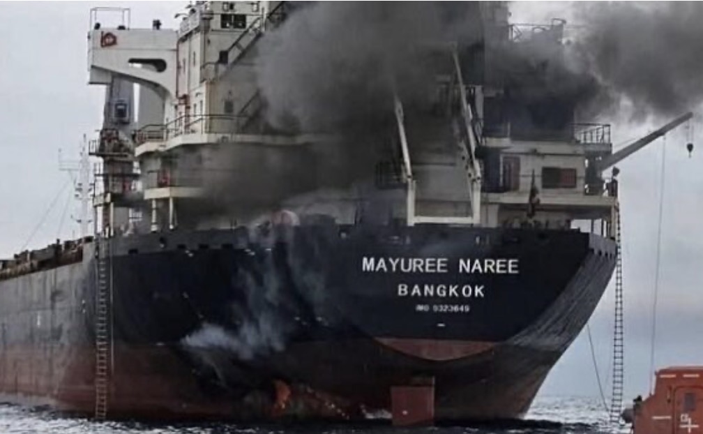 Irani thotë se nuk do të lejojë  asnjë litër naftë  të kalojë nëpër Ngushticën e Hormuzit