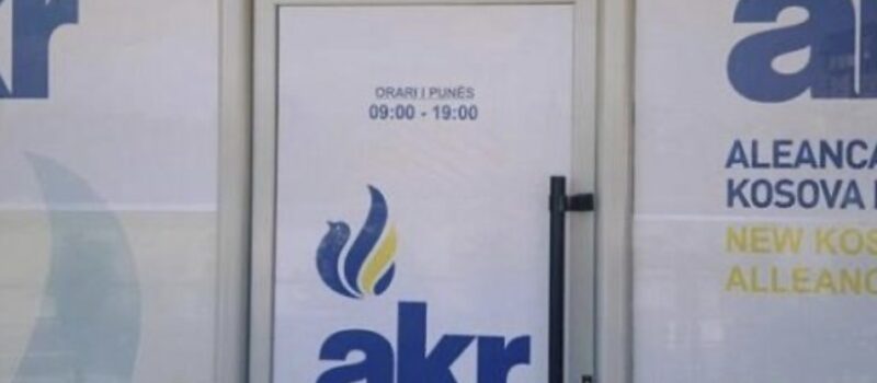 KQZ pezullon AKR-në