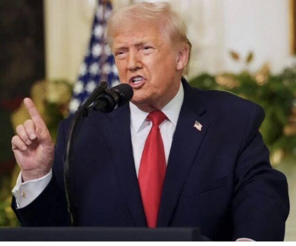 Trump: Hajdutët iranianë kanë vrarë për vite me radhë, tani kam nderin t’i vras