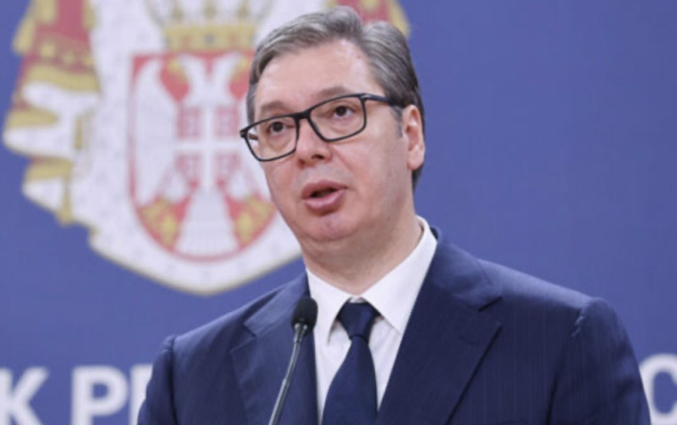 Reuters: Pasi fotografitë dolën në internet, Vuçiqi e pranon se Serbia ka blerë raketa balistike nga Kina